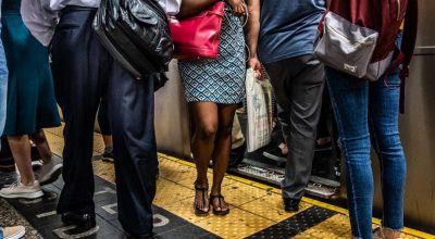 Szex a metrón - Szex Blog Történetek