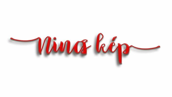 Egy bombanő a férje előtt szopott le a szabadban - Szex Blog