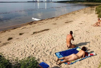 Párcserés szex a nudi strandon - Szex Blog