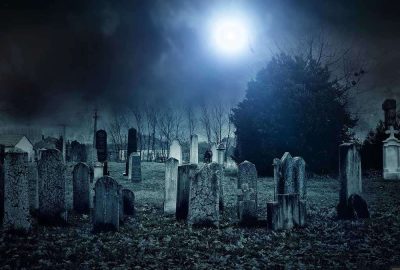 Halloween szex éjjel a temetőben - Szex Blog